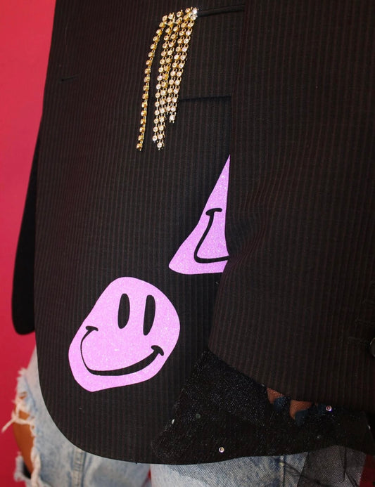 SOLD OUT! ''Smiley'' Black Vintage Blazer